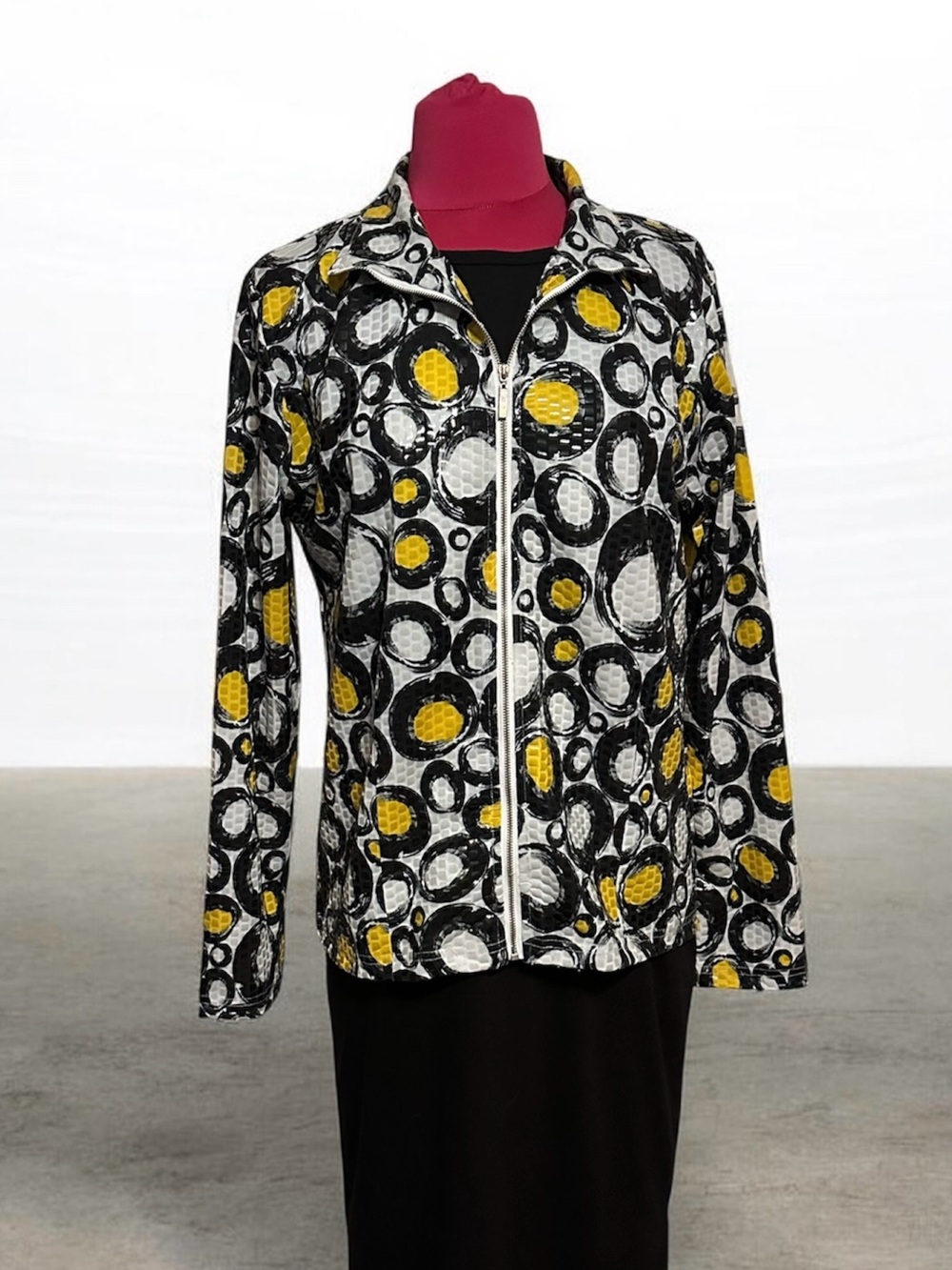 Birch Hill Women's Yellow & Black Patterned Jacket Full Paillettes Size Medium